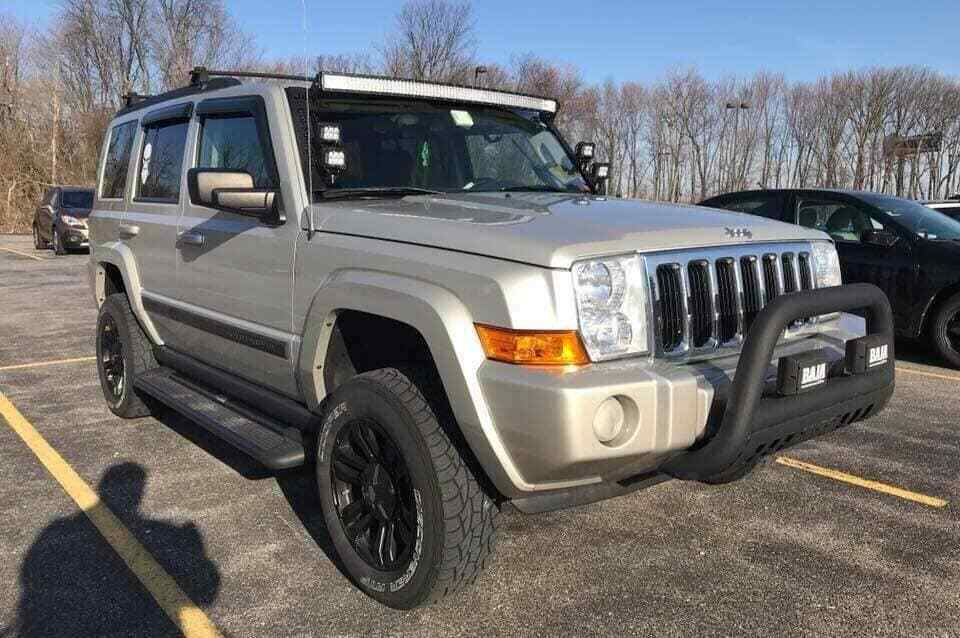 Windshield Pillar Mounted Brackets LED Light Bar FITS Jeep Commander XK