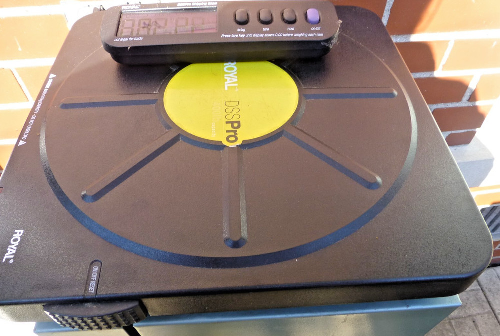 ROYAL DSS PRO WIRELESS DIGITAL SHIPPING SCALE AS IS