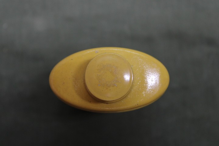 US Military Issue ORIGINAL WWII 1940's FIRST AID Kit KOLYNOS Tooth Powder Can