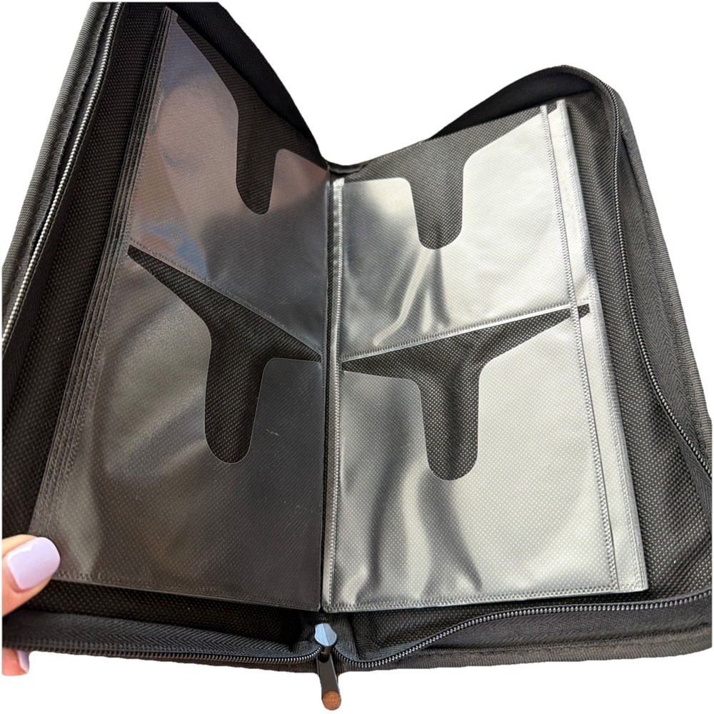 Case Logic CD - DVD Zip Up Binder Black Holds 48- 24 Pages