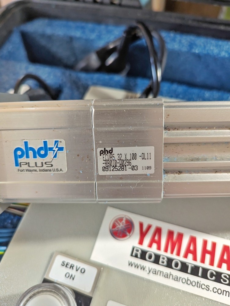 Yamaha Transervo Push Rod Robot w. Controller Remote ECV32 HT1 TS-S Software ETC