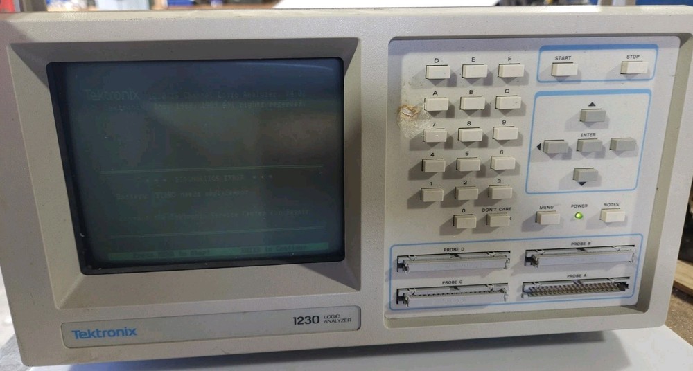 Tektronix 1230 Logic Analyzer