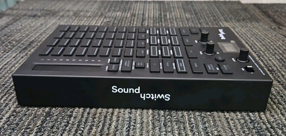 SoundSwitch Control One Professional Lighting Controller - READ