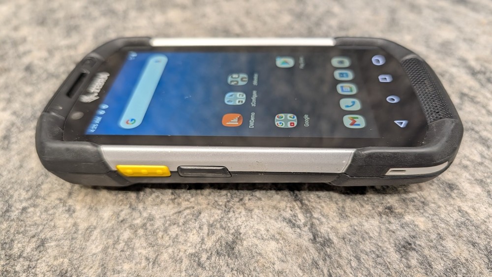 Zebra TC72 TC720L Mobile Barcode Scanner Touch Computer + Trigger Grip, Battery