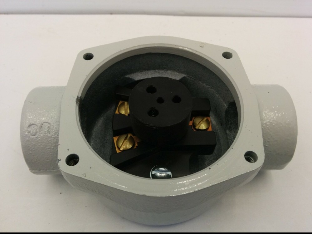 INSTRUMENT RECEPTACLE BOX AND PLUG, NIB