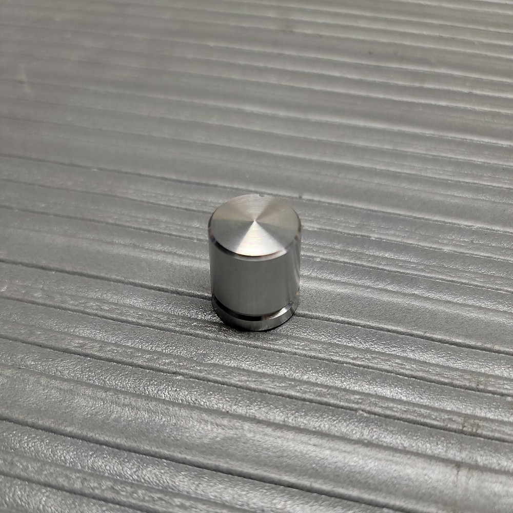 Technics ST-8600 Tuner Output Level Knob