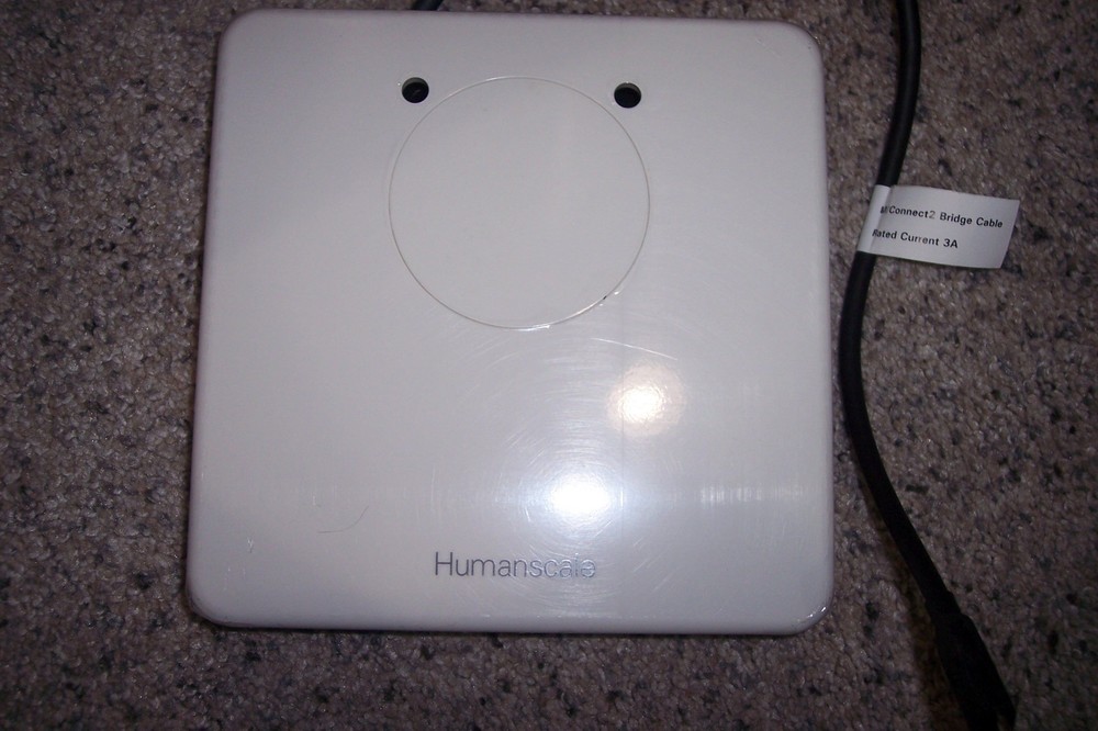 Humanscale M/Connect 2 USB Docking Station NEW IN BOX