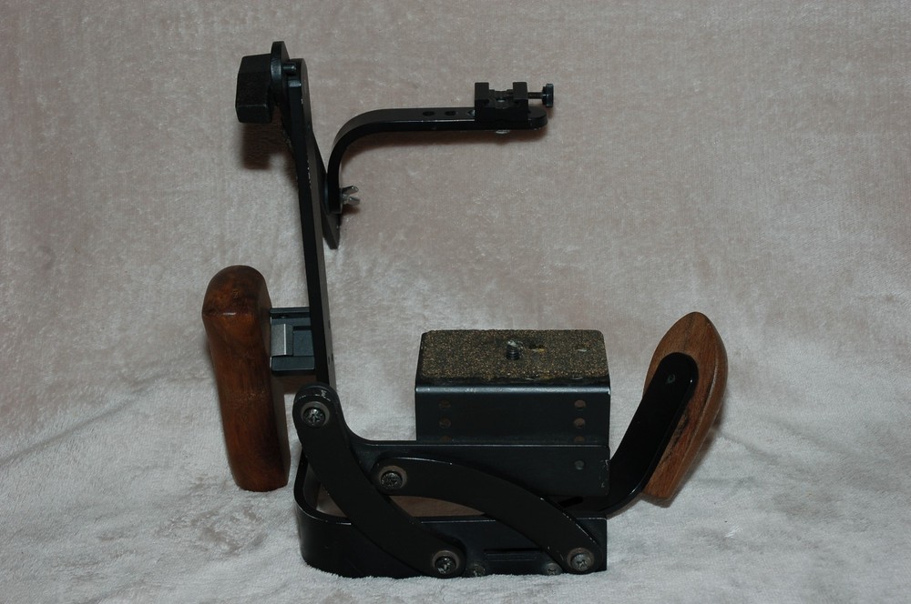 Vintage Stroboframe R4b System Flash Bracket for Handheld Camera