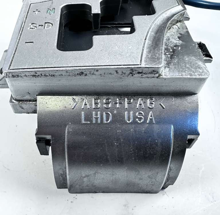 2006-2012 Lexus GS300 Automatic shifter OEM
