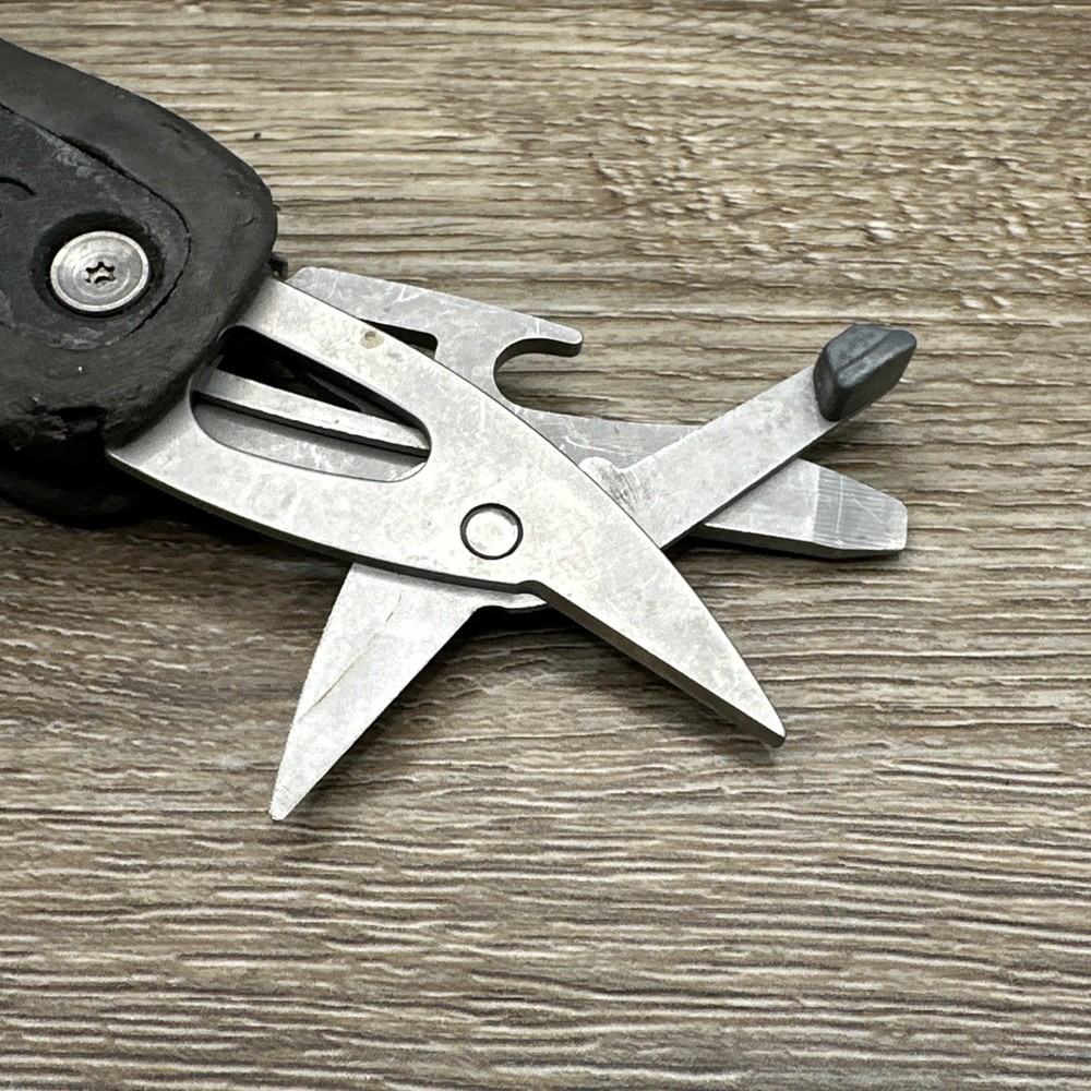 Gerber Radius Multi Tool Ergonomic 8 tool Pliers Knife Screwdriver Multitool