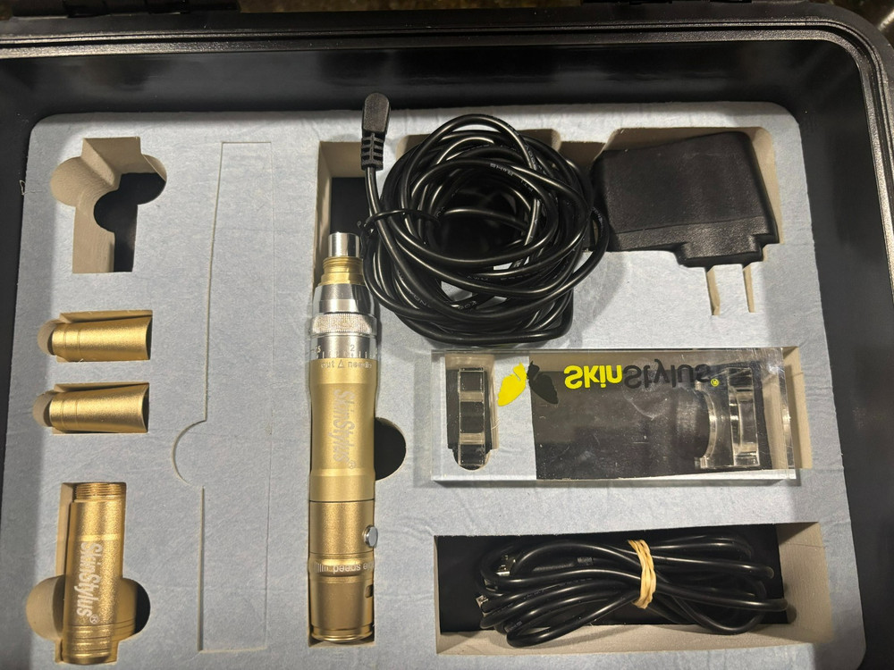 SkinStylus Microneedling Device