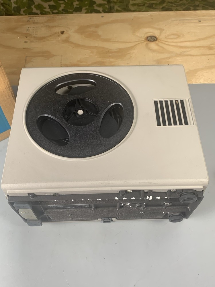 Untested Bell & Howell Model 1617 in Box with Bulb SH13