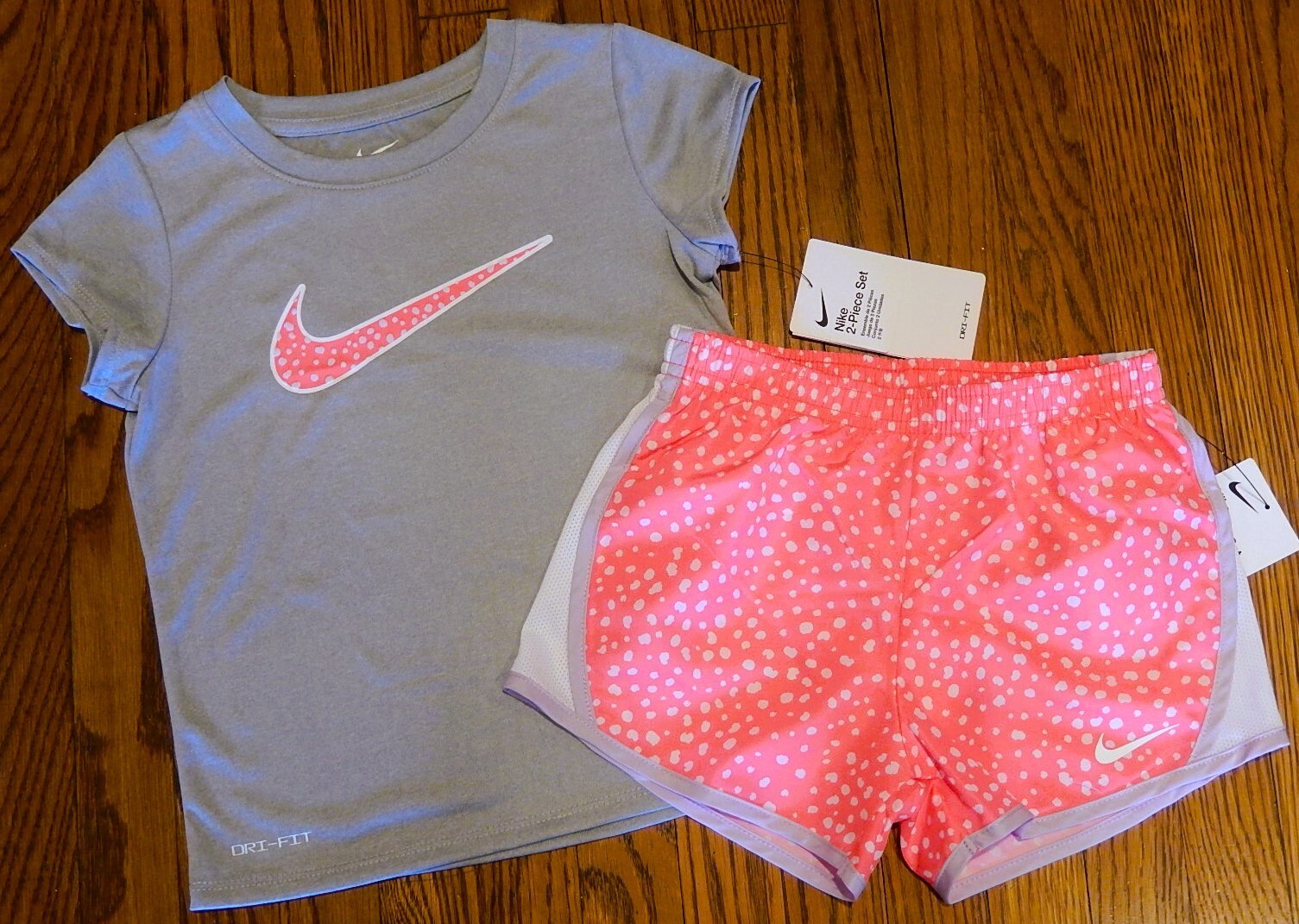 NIKE SPORT AUTHENTIC TODDLERS GIRLS ORIGINAL BRAND NEW 2Pc SHORTS SET Sz 4, NWT