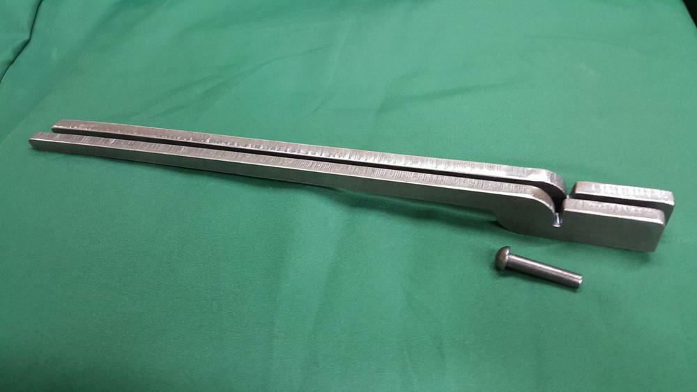 Made in USA - Quick Flat Jaw Tongs