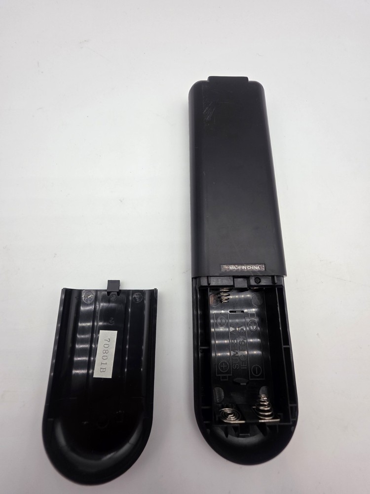 Magnavox 5 CD Changer/Player Remote Control 70801b - Untested