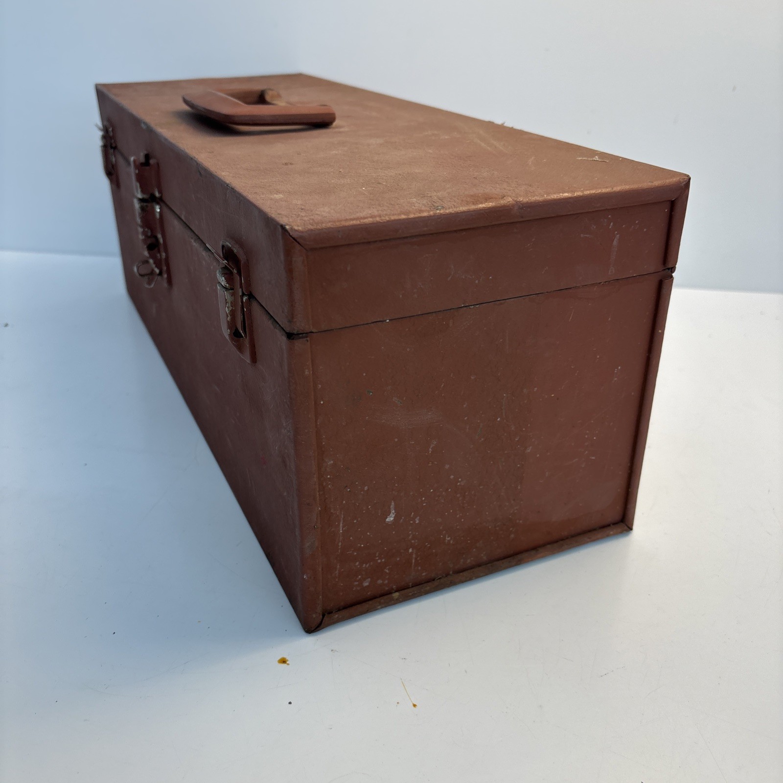 Vintage Kennedy S 19-035276 Metal Toolbox Chest Made in USA