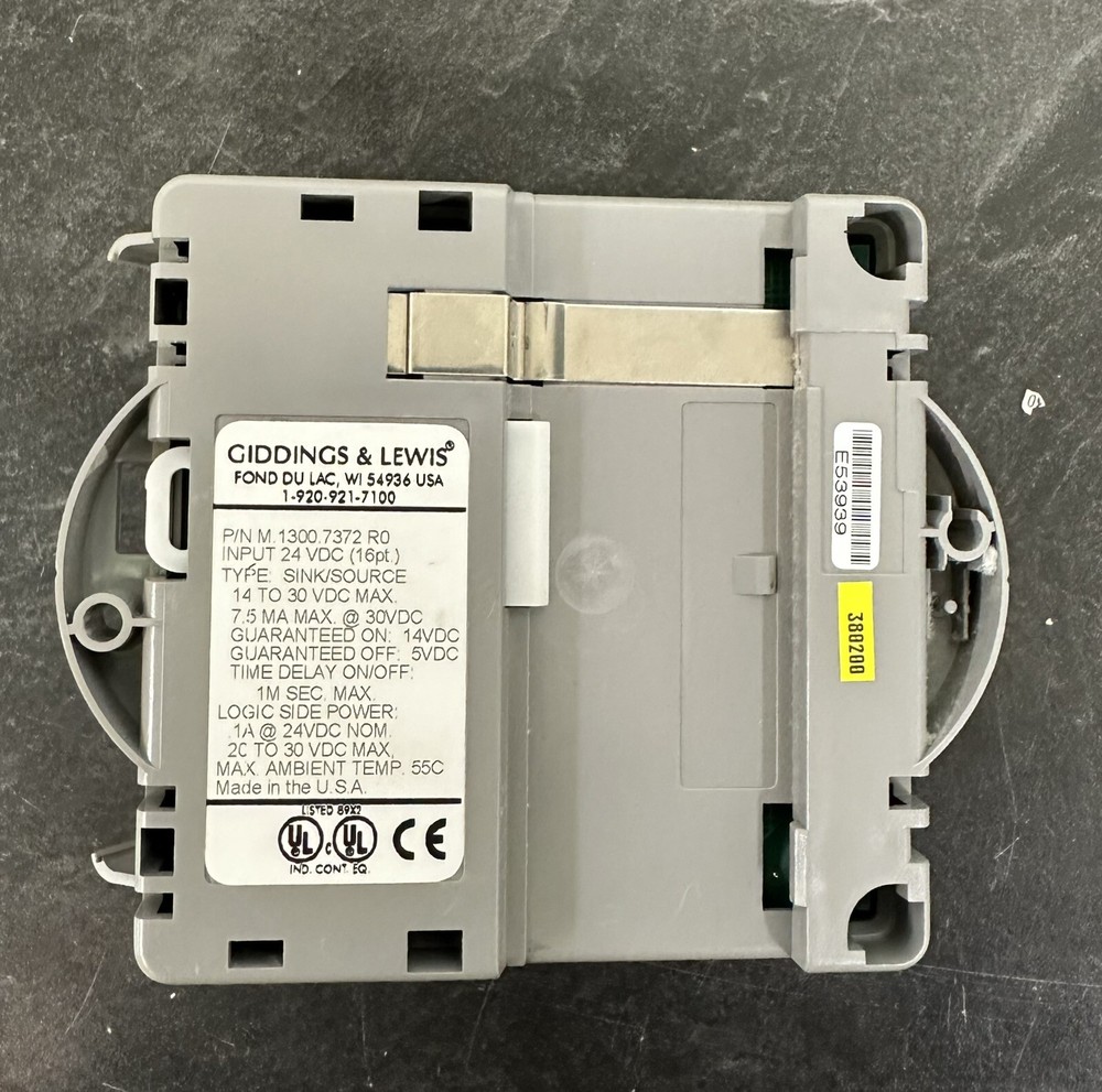 Giddings & Lewis Input Module M.1300.7372 R0 24VDC Sink/Source