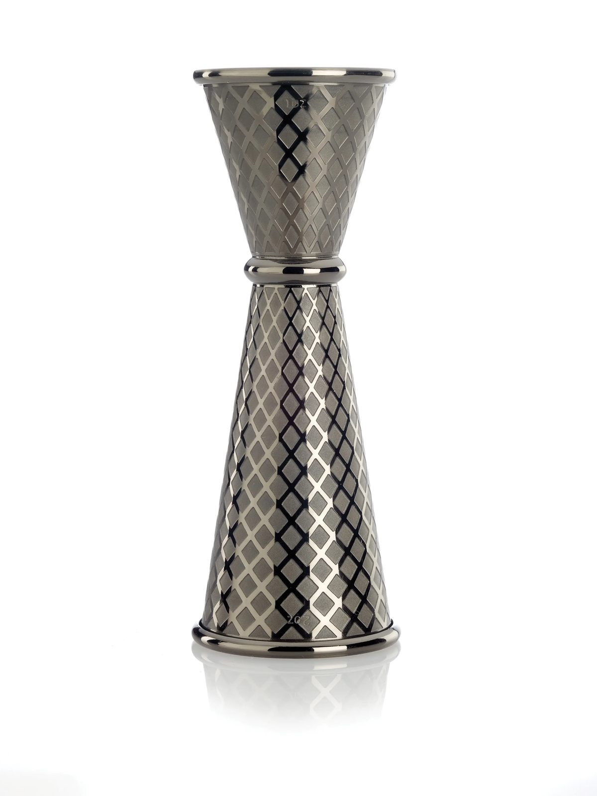 Mercer Culinary M37202BK Barfly 1 & 2 oz. Diamond Etched Japanese Style Jigger