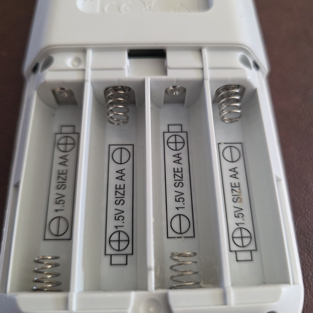 SimpliSafe SSKP3 Wireless Security Keypad White Alpha Numeric Programmable