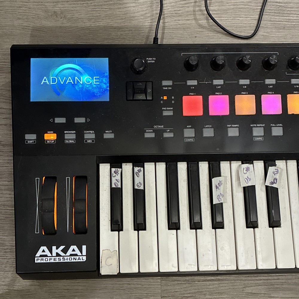 Akai Keyboard Advance 25 MIDI Controller | Tested & Works