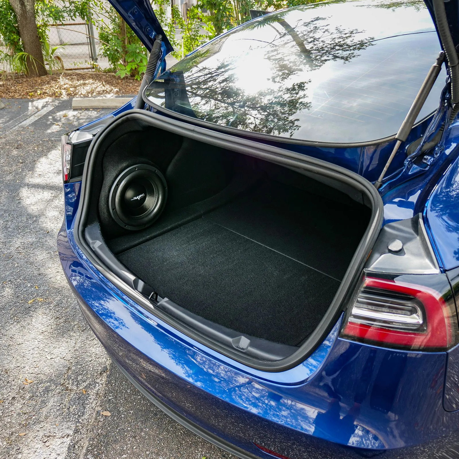 NEW SINGLE 10" 800W LOADED SUB BOX FITS 2017-2023 TESLA MODEL 3 VEHICLES