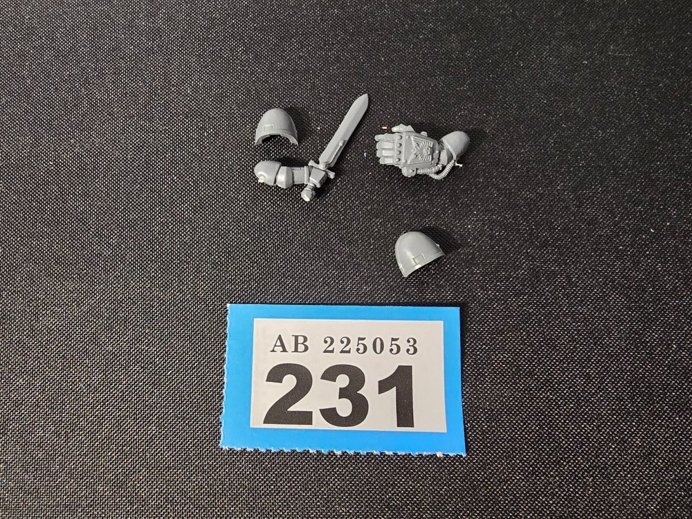 Games Workshop Warhammer 40k Bits Space Marines Sergeant Upgrade Parts