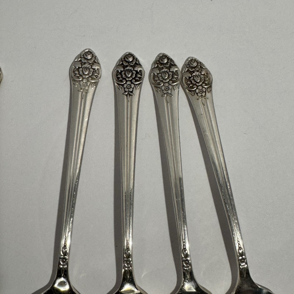 1881 Rogers Oneida Plantation 1948 Silverplate Teaspoons Set of 8 Flatware