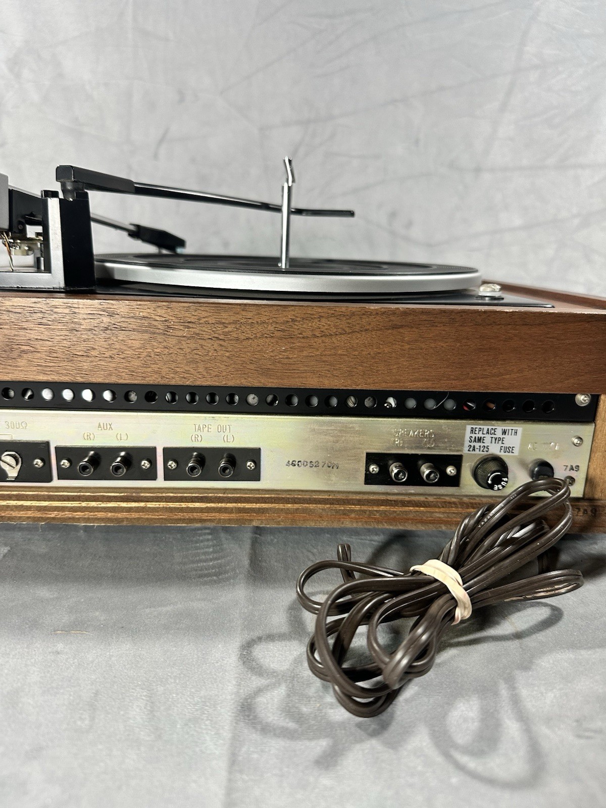 Realistic components music system model MC-2000 great condition