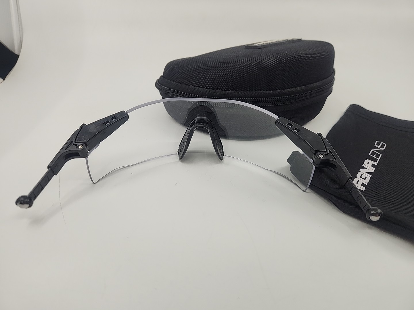 Magna Lens Shooting Glasses Clear Lens w/ Case & Pouch Magnetic Earmuff Fit