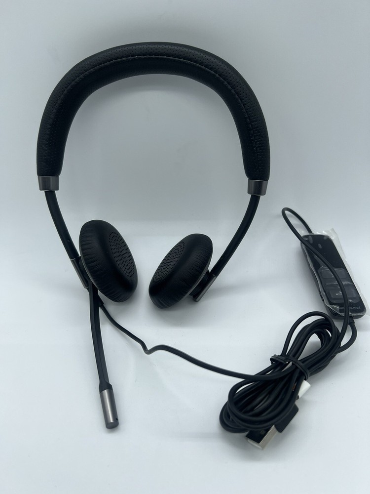 Plantronics Blackwire C725 Wired Headset + MDA220 USB Headset Switch & APS-11