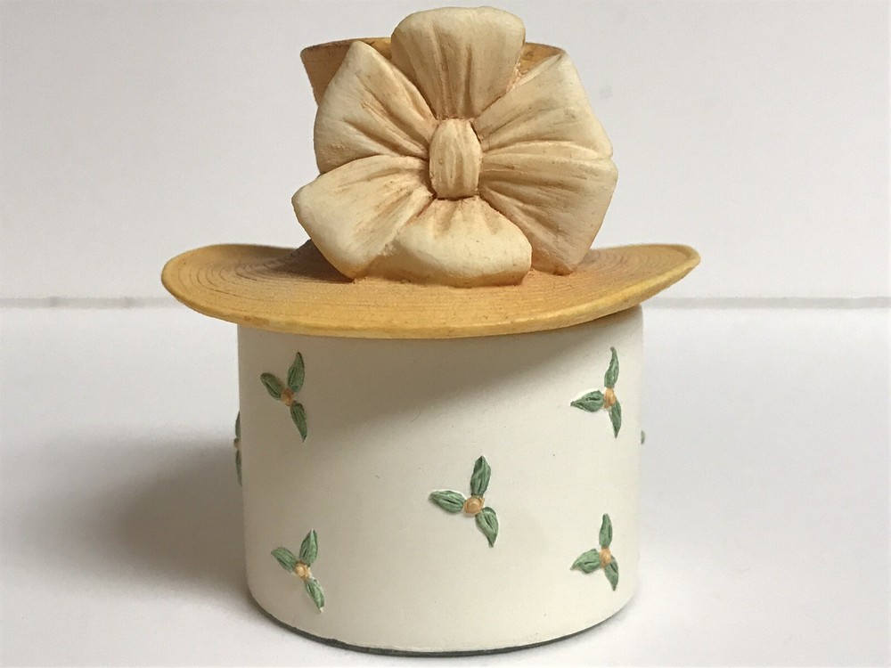 Willow Hall Felicity Trinket Box
