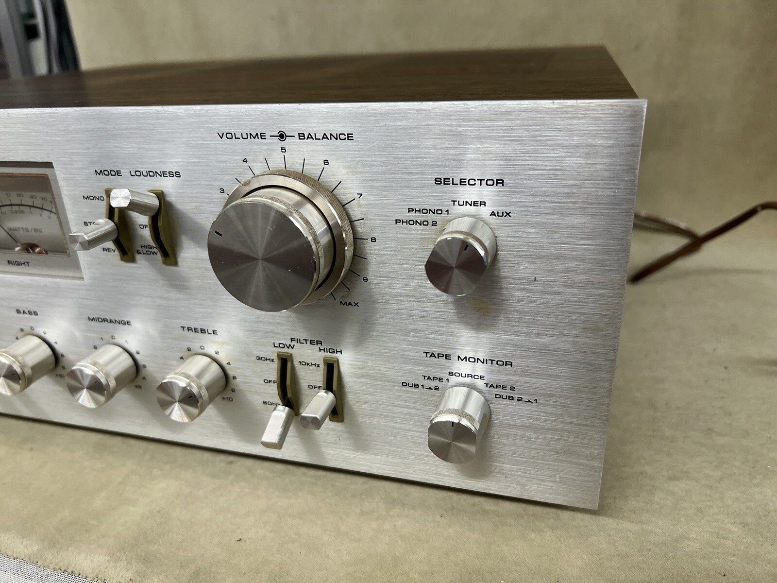 Akai AM-2800 Vintage Stereo Amplifier 80W/ Channel Made In Japan