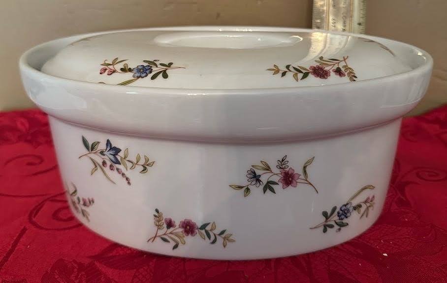 Vintage Cordon Bleu Freida Deep Oval Casserole with Lid