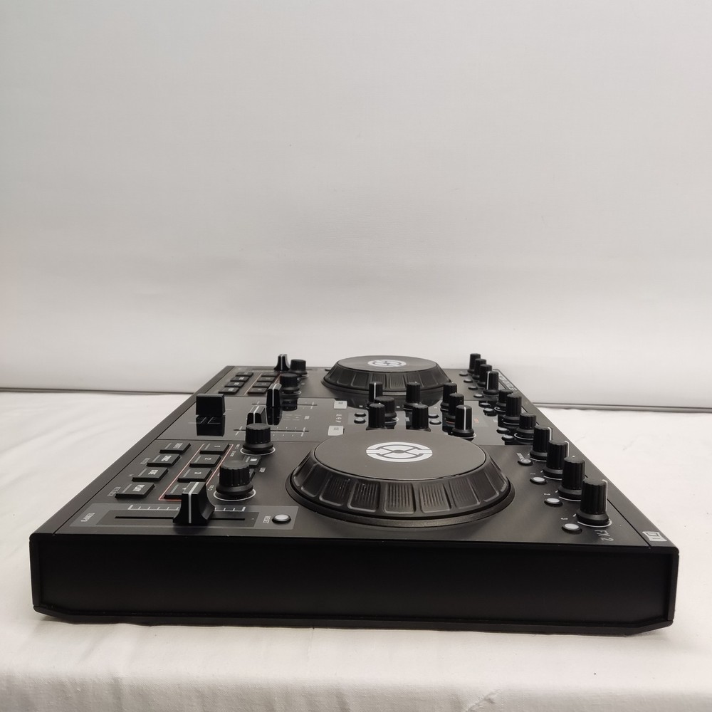 NATIVE INTRUMENTS TRAKTOR KONTROL S2 DJ CONTROLLER AND AUDIO INTERFACE MIXER