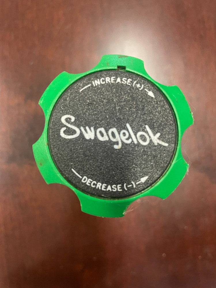 SWAGELOK-Compact Back-Pressure Regulator - 2000 psig