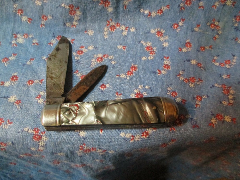 a. Old Jackknife Folding Knife Imperial Two Blade 3 Inch Long When Closed