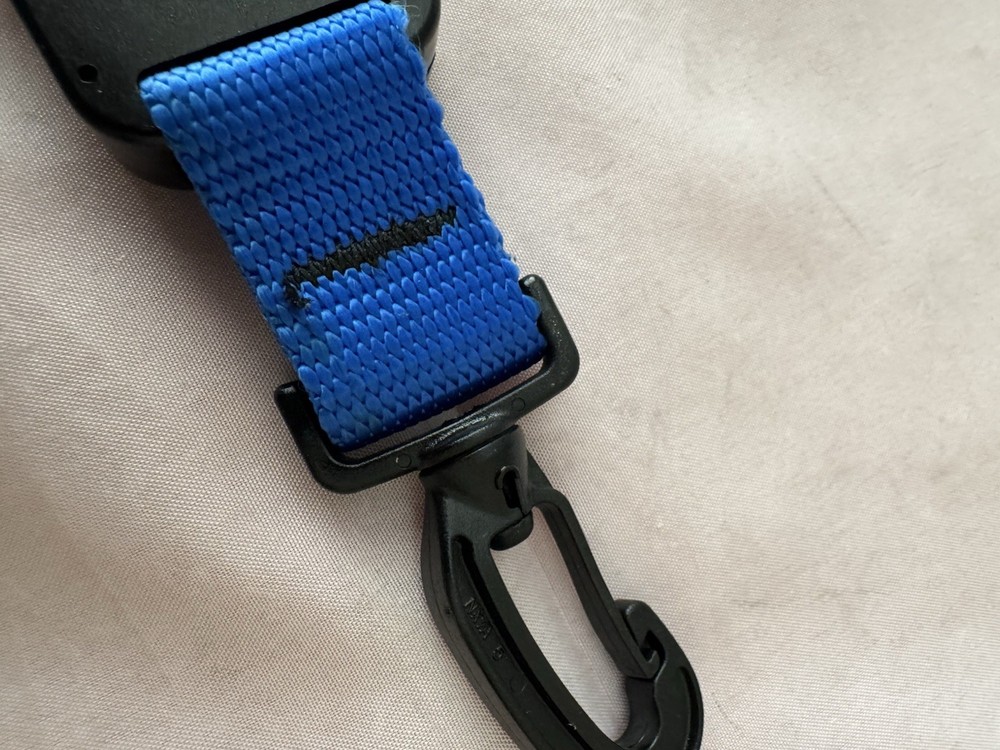 SCUBA REGULATOR CONSOLE CLIP BY CETACEA NICE!