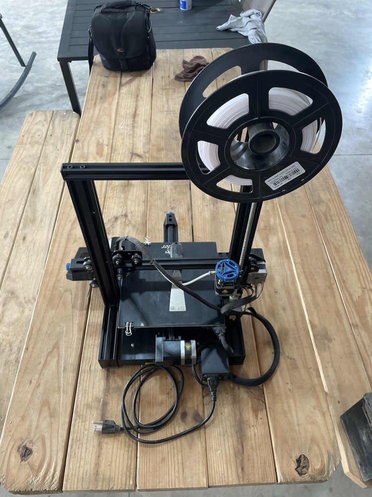 Ender 3 V2 3D Printer