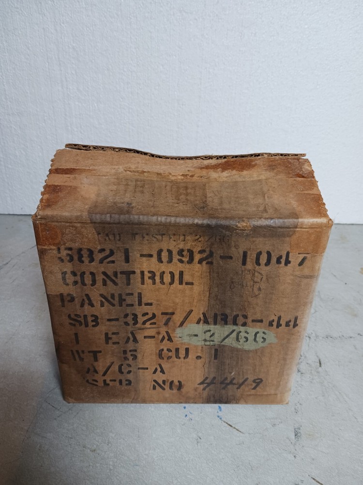 NOS SB-327/ARC-44 CONTROL PANEL BY BENDIX #87
