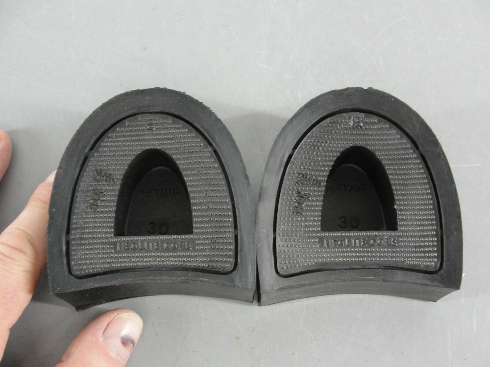 GOODYEAR NEOLITE CORE #30 REPLACEMENT SOLID BLACK BLOCK RUBBER BOOT HEEL 10x13/8