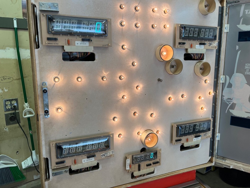 Gottlieb Cleopatra Pinball Machine