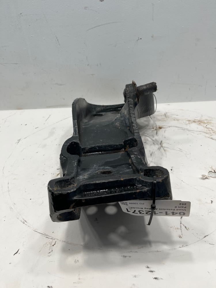 Peterbilt Suspension Bracket (641-12371)