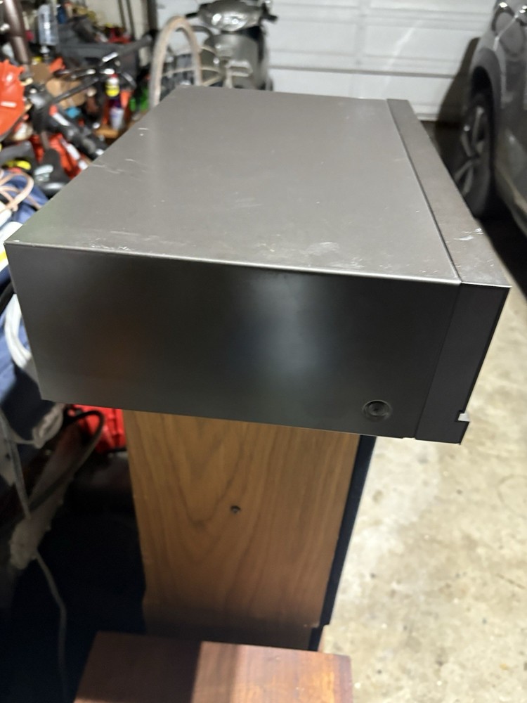 TECHICS graphic equalizer model number SH 8066