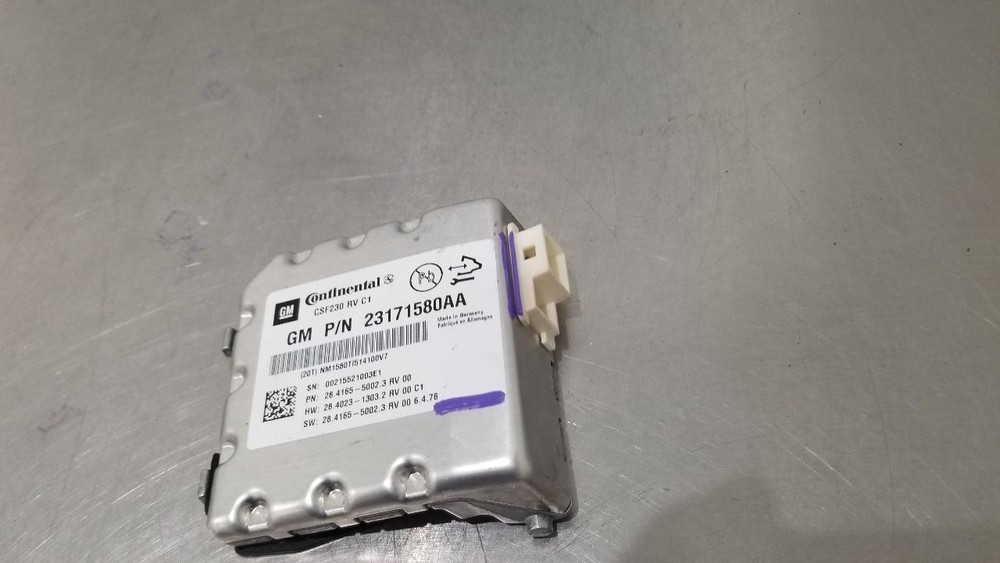 15 CADILLAC ESCALADE FRONT FACING CAMERA WINDSHIELD MOUNTED 23171580