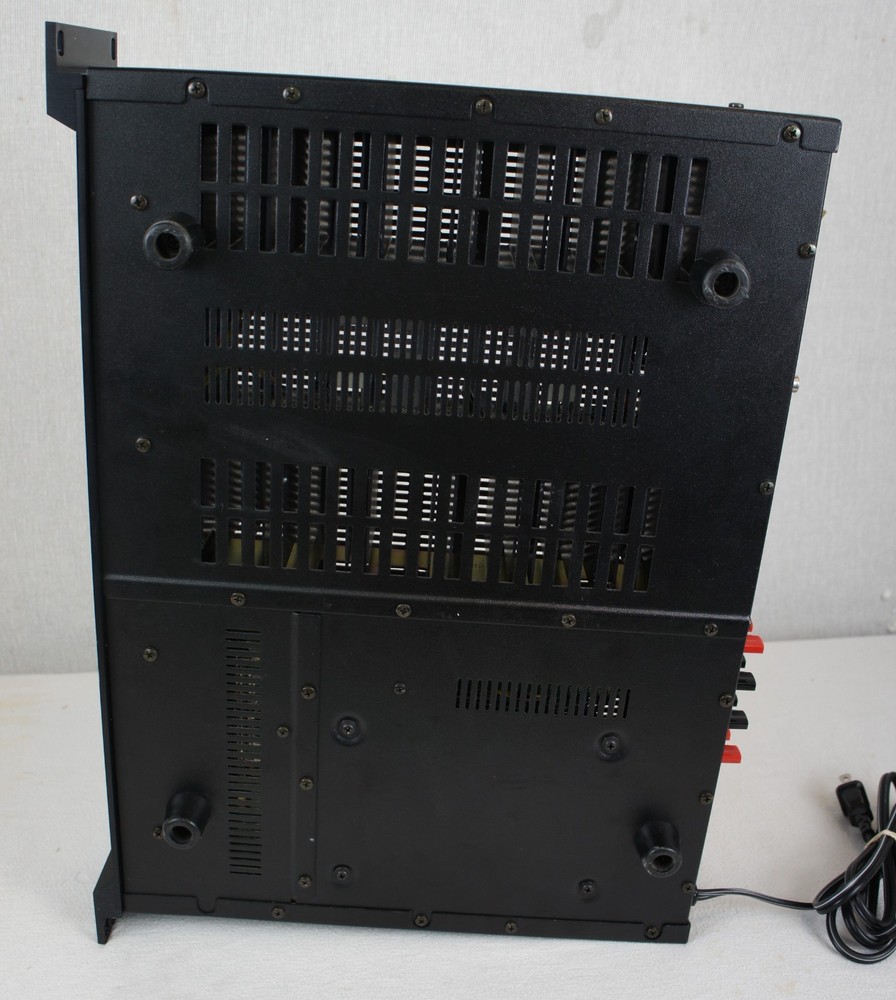 SAE A202 DUAL HIGH RESOLUTION POWER AMPLIFIER