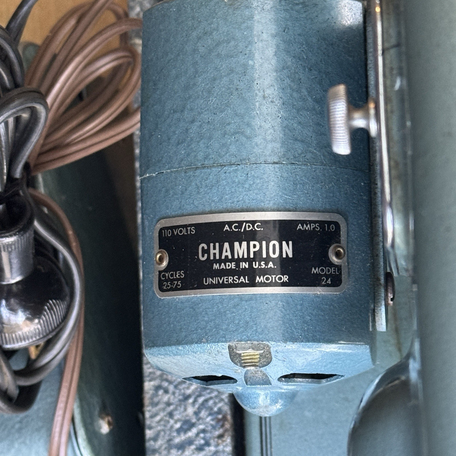 Vintage Sewing Machine Brother HA3-B5 ZigZag Beautiful W/Case & Accessories