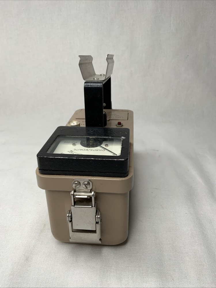 LUDLUM MODEL 2 SURVEY METER