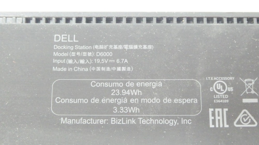 Dell Universal Dock D6000 USB-C Docking Station - Dock only