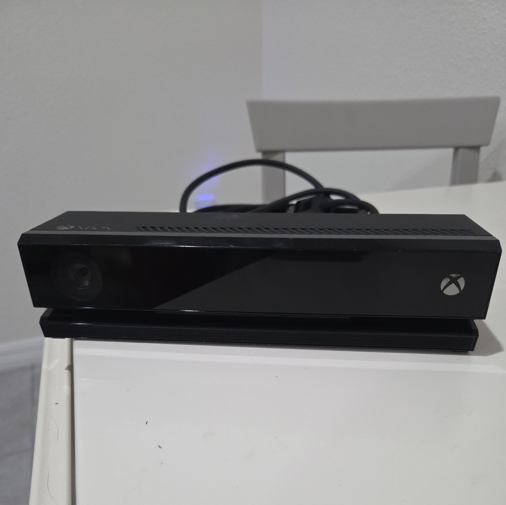 Microsoft Xbox One Motion Kinect Sensor Bar Camera Model 1520  Black