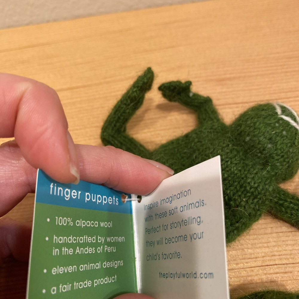 NWT Frog Finger Puppet Alpaca 2006 NOS
